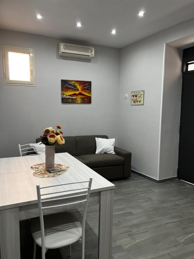 דירות נאפולי House Tomas מראה חיצוני תמונה